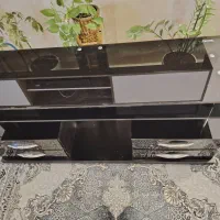 میز تلویزیون شیشه ای