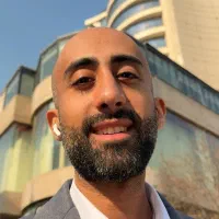 برند-سنتر-فرمانیه-275و500-پارکینگ-عمومی