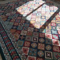 فروش پشتی .. زیر تلویزیون ..تلویزون گبه|پشتی|جوانرود, |دیوار