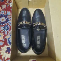 کفش کالج ورساچ سایز ۴۱ نوعه نو|کیف، کفش، کمربند|قرچک, زیبا شهر|دیوار