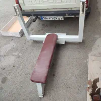 میز پرس سینه