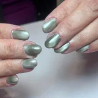 خدمات مانیکور و پدیکور