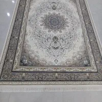 یک عدد فرش ۴متری
