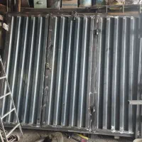 درب پارکینگ بیرون باز