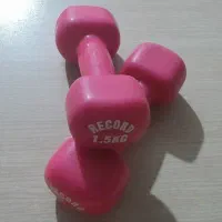 دمبل یک و نیم کیلویی