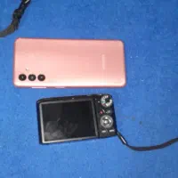 فروش یک دوربین کنون سالم و یک گوشی خراب