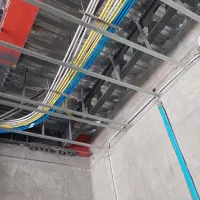 برقکارصفرتاصدبا۲۵سال سابقه