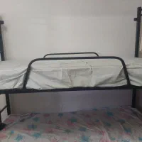 تختخواب سه طبقه پرفیل آهنی فروشی ودو تختخواب چوبی