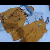 کاپشن وبیلر وکلاه و اسکارف