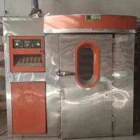 فر گردان نان فانتزی و خمیر پیتزا . شیرینی