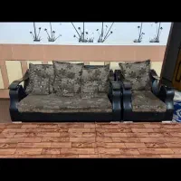 یک دست مبل و درو پنجره آهنی یکجا مفت
