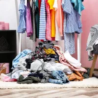 خشکشویی و باز و نصب انواع پرده|خدمات نظافت|تهران, پرستار|دیوار