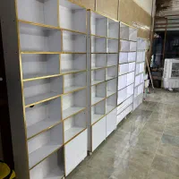 ویترین قفسه مغازه