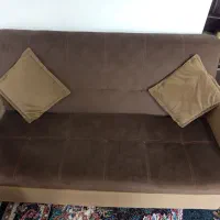 مبل ۷ نفره به همراه میز جلو و ۴ تا میز عسلی