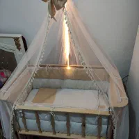 تخت گهواره نوزاد