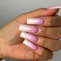 خدمات ناخن به صورت تخصصی با پودر و ژل