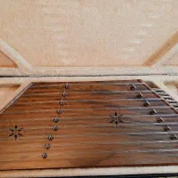 سنتور|سازهای سنتی|ری, علایین|دیوار