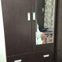 کمد لباس کشودار