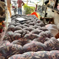 بار کردن تشک و بالشت و زدن بالشت