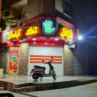 استخدام نیروی کار در فست فود