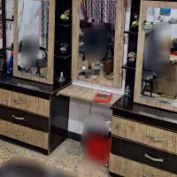 فروش دکور یا میز آرایشی|آرایشگاه و سالن‌های زیبایی|بهبهان, |دیوار