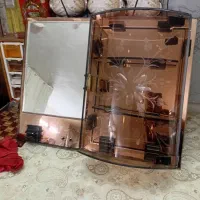 آیینع دستشویی