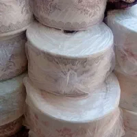 طاقه های سفره یکبار مصرف. ولیوان ها کافه موجود هست