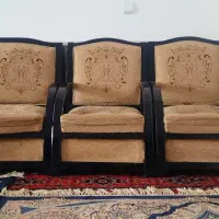 مبل چوبی پارچه ای هشت نفره.