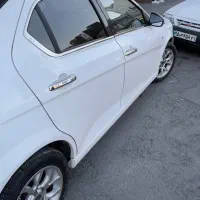 دنا پلاس  برج۱۲/ ۱۴۰۲