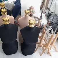 ۴ عدد مانکن پایه دار