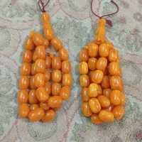 یک جفت کهربای غول پیکر