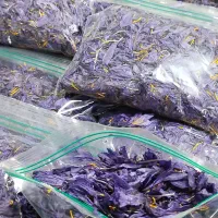 گلبرگهای خشک شده زعفران|خوردنی و آشامیدنی|نورآباد, |دیوار