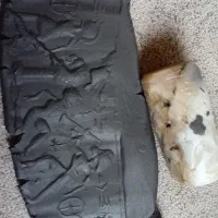 لول یشم سفید نقش وخط