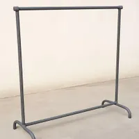 رگال فلزی محکم مناسب لباس یا استفاده کارگاهی