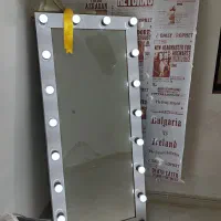 آیینه چراغدار در حد نو