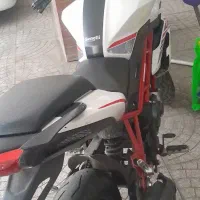 بنلی ۱۵۰ کم کارکرد سالم وتمیز|موتورسیکلت|لاهیجان, خمیر کلایه|دیوار