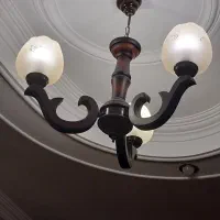 دو عدد لوستر چوبی در حد نو