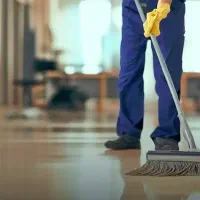 استخدام آبدارچی آقا دفتر لیفتراک