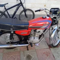 موتور سیکلت هندا ۱۲۵ آماده استفاده