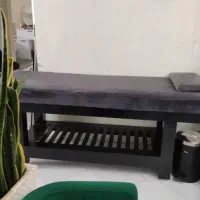 فروش تخت فیشیال و صندلی اصلاح مشتری سالن زیبایی