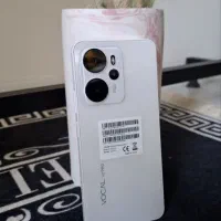 گوشی در حد آک بدون نقطه V2 pro 5G