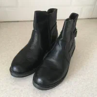 چکمه زنانه نیم بوت سایز ۳۸