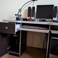 میز کامپیوتر