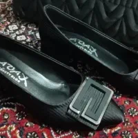 تعداد زیادی لباس  و وسایل منزل قیمت مناسب|حراج|هرسین, |دیوار