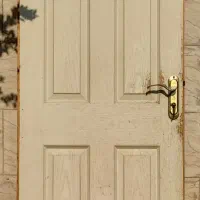 درب چوبی اتاق