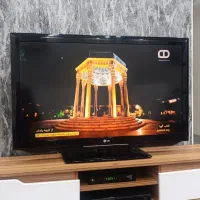 تلوزیون 42اینچ