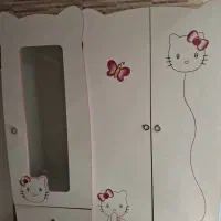 تخت و کمد کودک