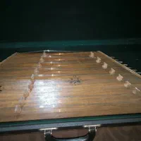 سنتورنادریونس سینکی|سازهای سنتی|خرمدره, |دیوار