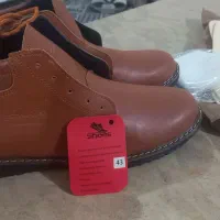 نیم بوت چرم|کیف، کفش، کمربند|دورود, |دیوار