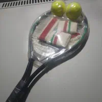 راکت و توپ موتی